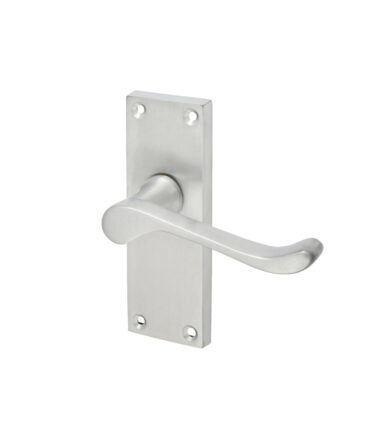 Touchpoint Victorian Scroll Latch Door Handle - Short Plate - Satin Chrome